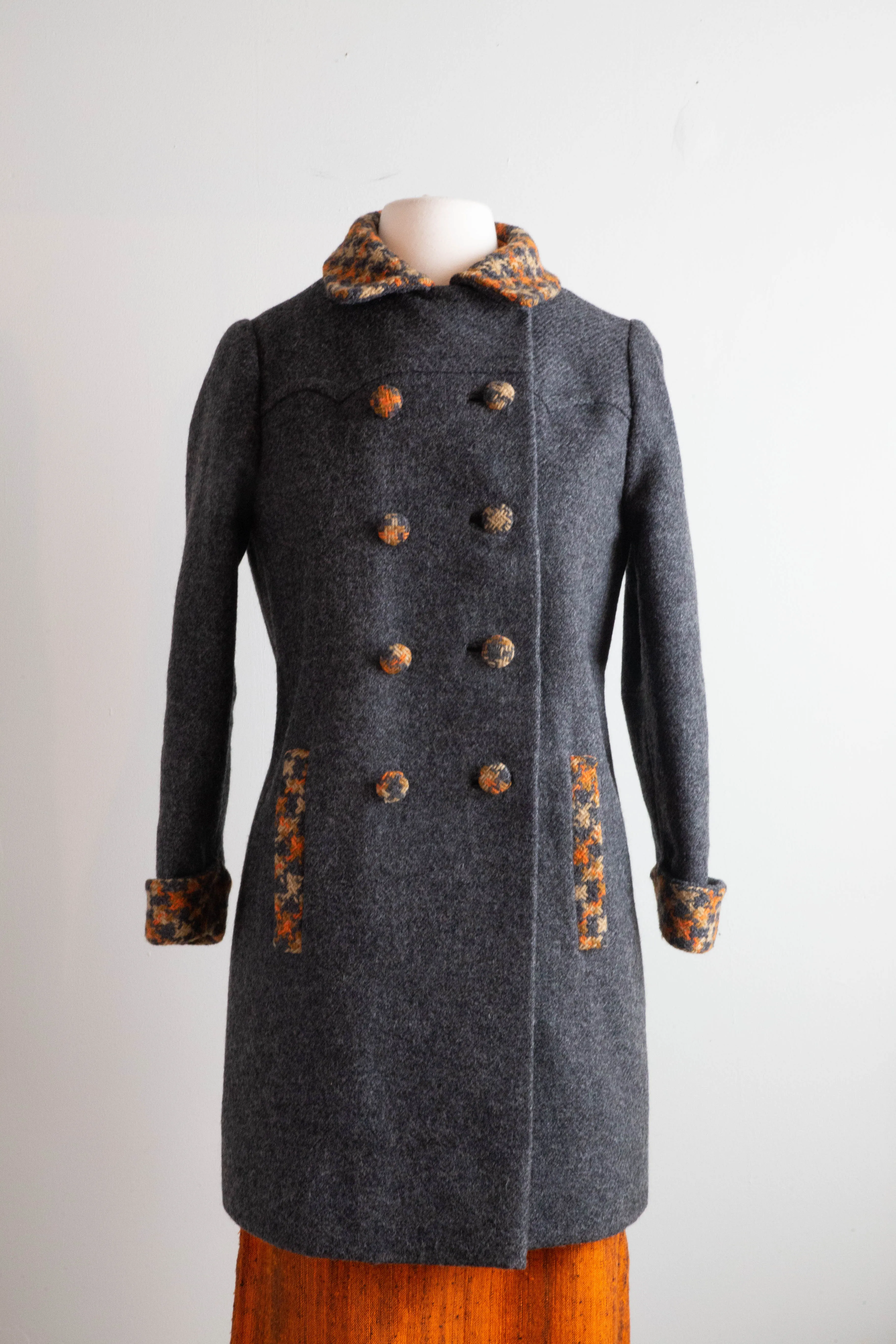 Fall Classic 1960's Charcoal Wool Pea Coat With Pumpkin Houndstooth Trim / Small