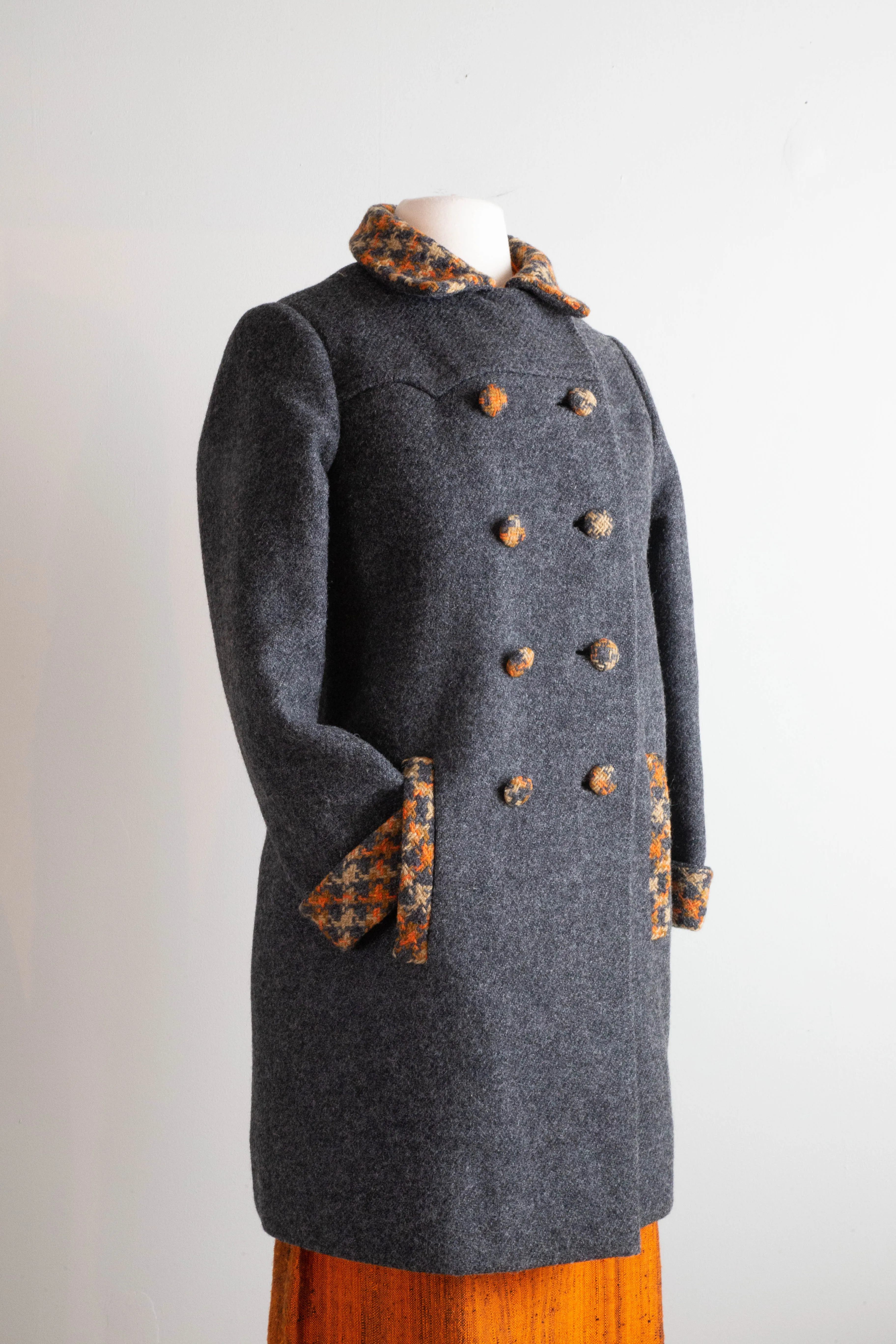 Fall Classic 1960's Charcoal Wool Pea Coat With Pumpkin Houndstooth Trim / Small