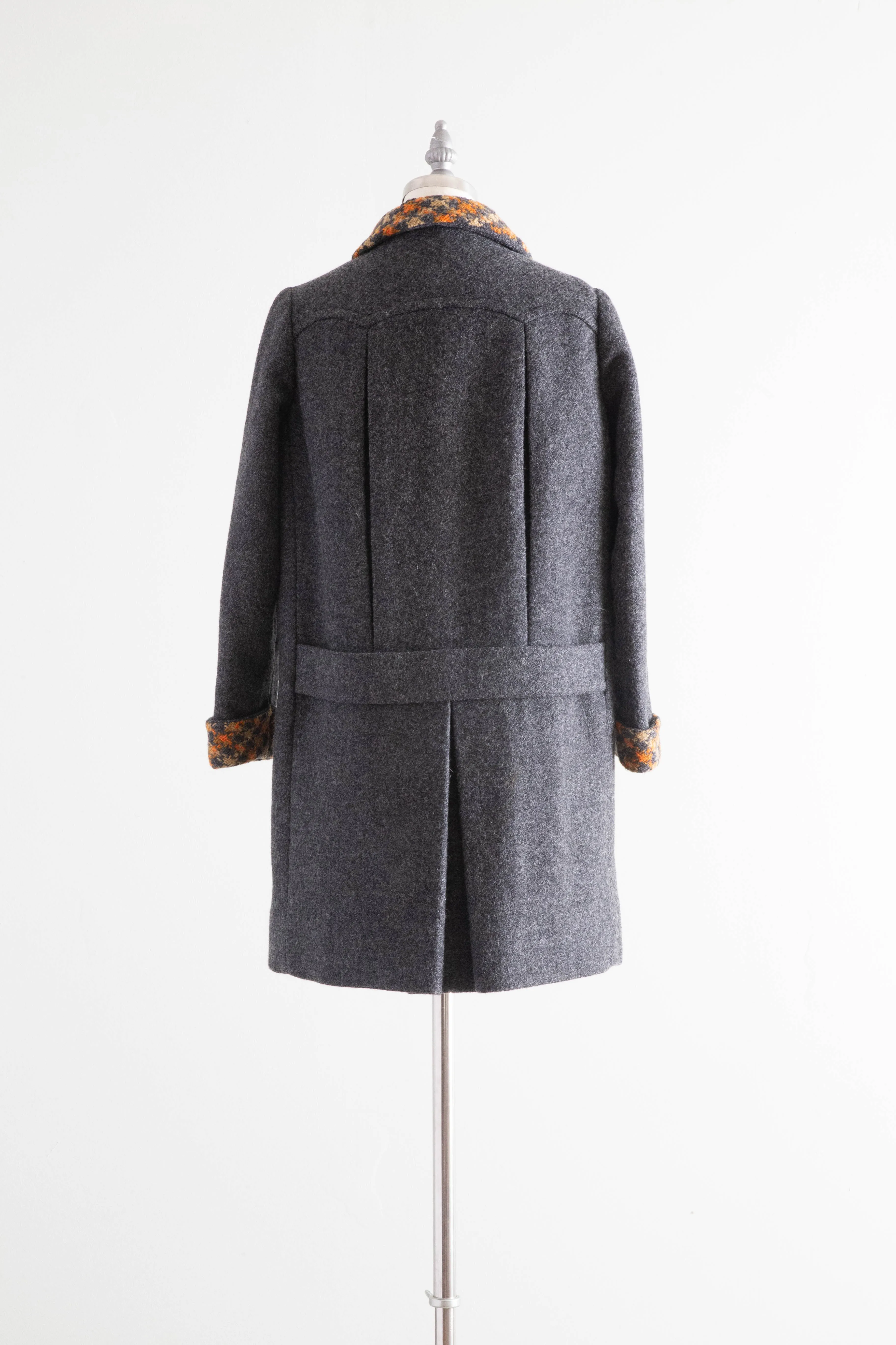 Fall Classic 1960's Charcoal Wool Pea Coat With Pumpkin Houndstooth Trim / Small