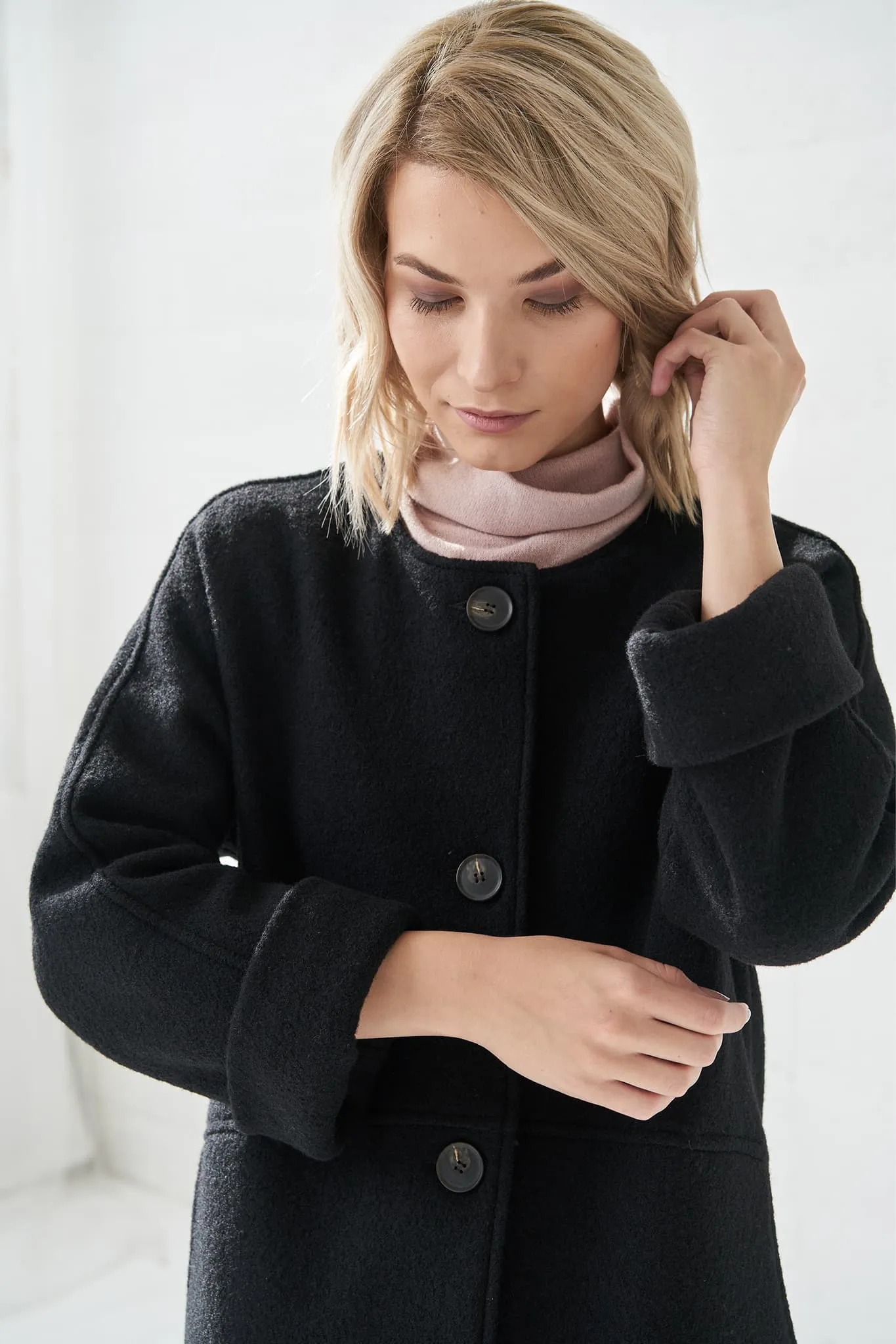 Modern wool coat Ernestina