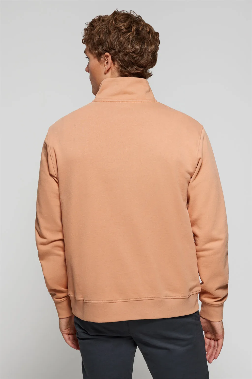Sudadera de media cremallera color salmón con logo Rigby Go