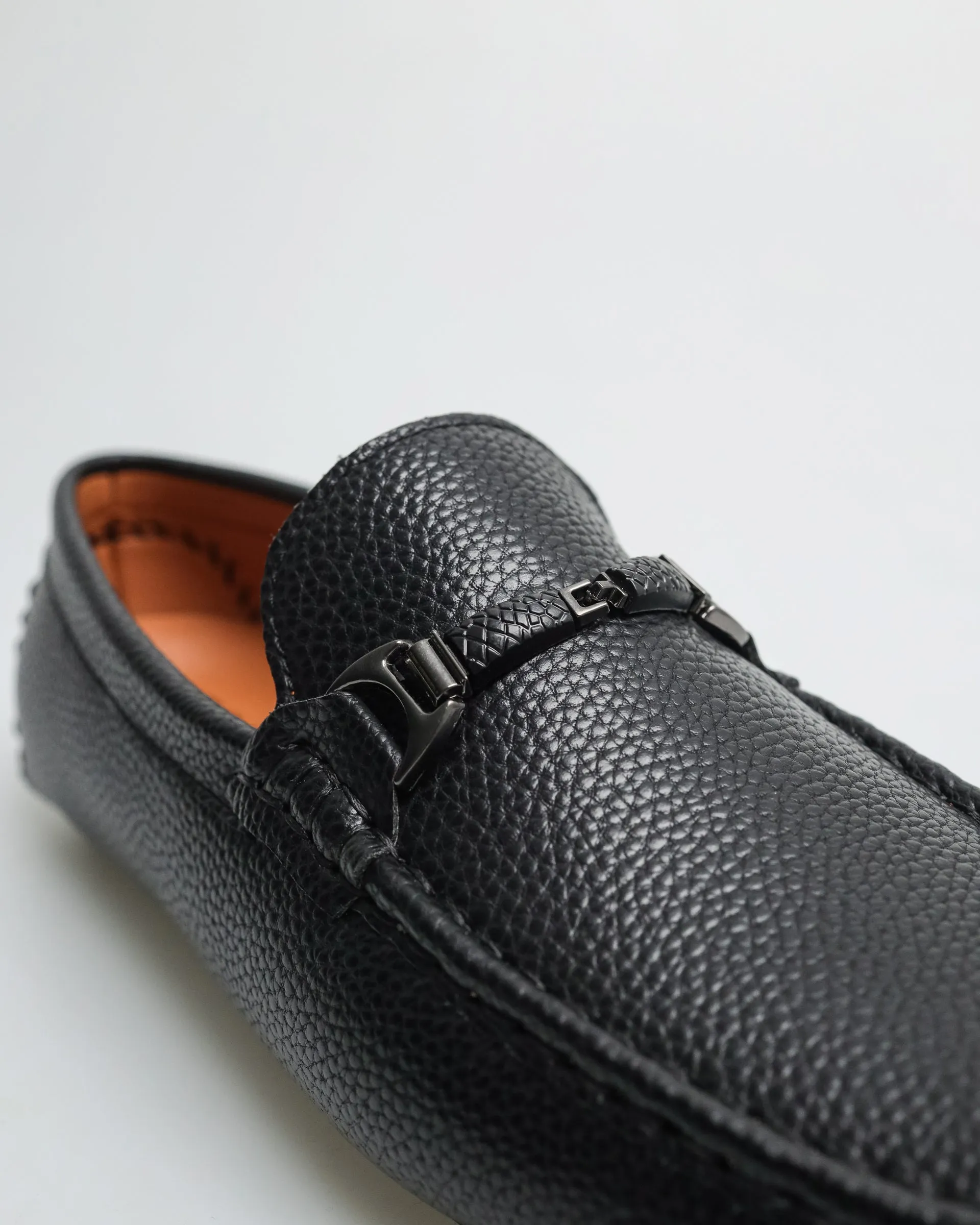 Tomaz C476 Men's Buckle Moccasins