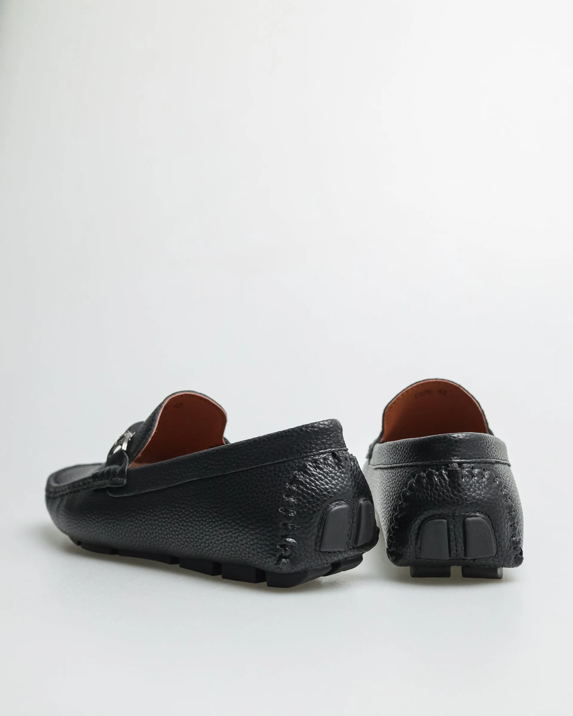 Tomaz C476 Men's Buckle Moccasins
